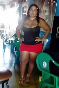 YOLANDA GITANA MADURITA TETONA CULONA MUSLONA SABROSA PUTONA